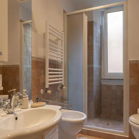 Fontanella Borghese 35 - Fromhometorome Рим