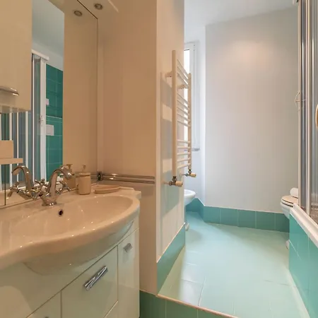 Апартаменты Fontanella Borghese 35 - Fromhometorome