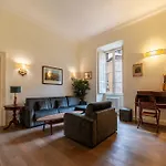 Fontanella Borghese 35 - Fromhometorome 아파트 *