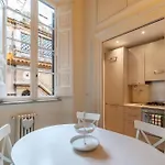 아파트 Fontanella Borghese 35 - Fromhometorome