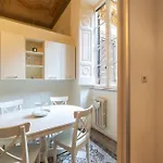 Fontanella Borghese 35 - Fromhometorome 로마