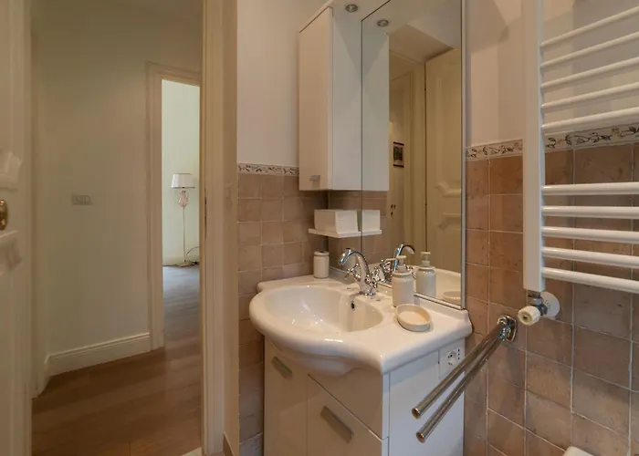 Fontanella Borghese 35 - Fromhometorome *